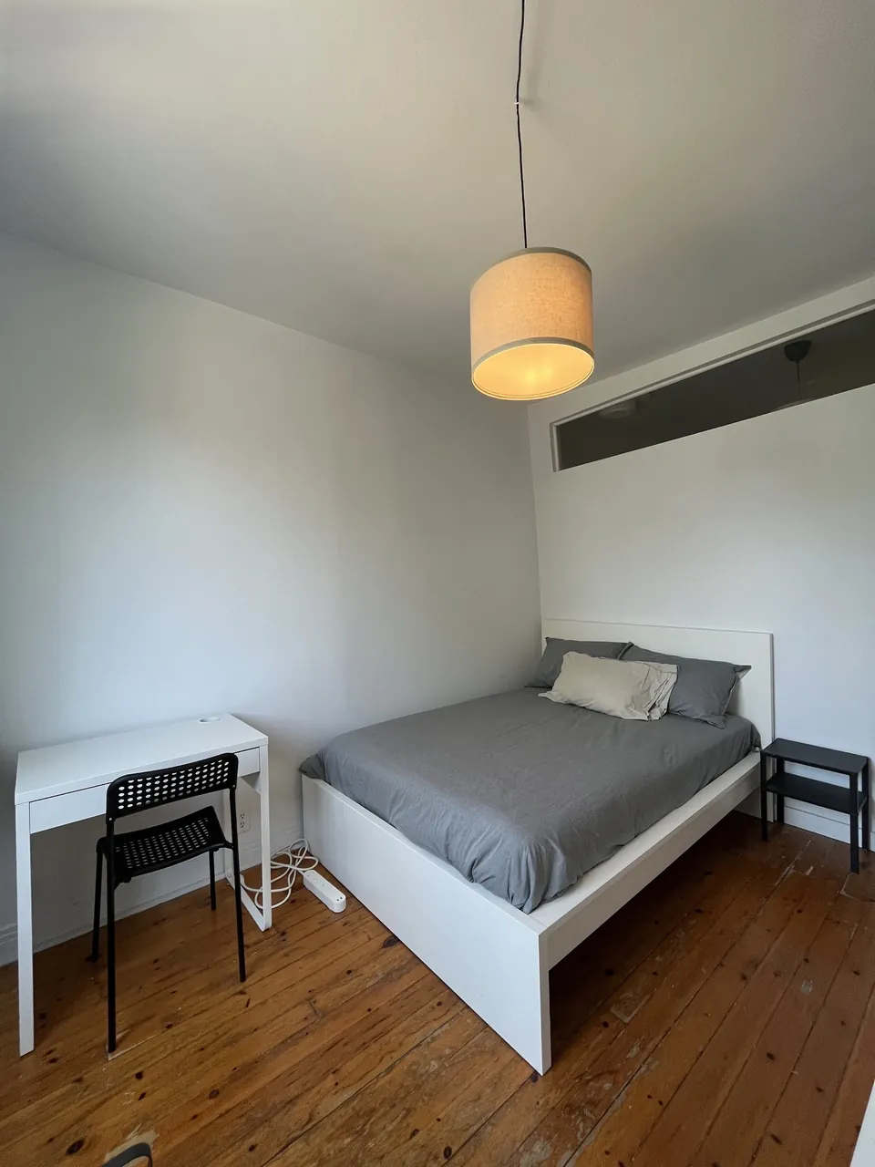 L'Aréna 4 · Ch 2 – Chambre meublée en colocation, Plateau-Mont-Royal (photo 3)