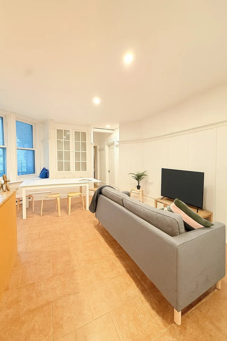 Le Givre 2 · Ch 2 – Chambre meublée en colocation, Plateau-Mont-Royal (photo 2)