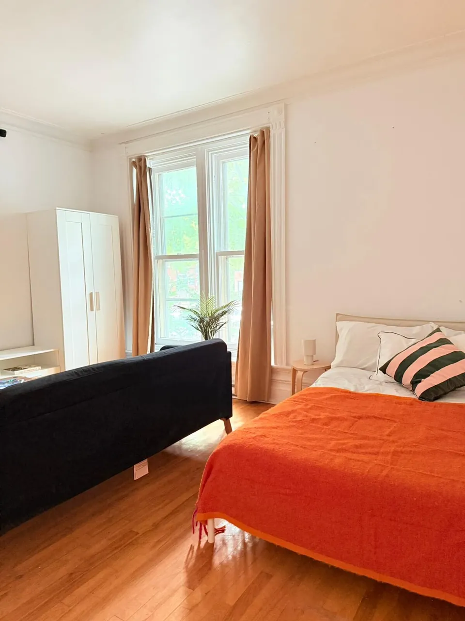 Le Givre 2 · Ch 7 – Chambre meublée en colocation, Plateau-Mont-Royal (photo 1)