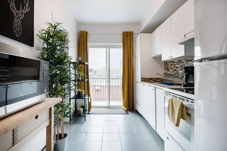 Le Huron 2 – Logement meublé, Hochelaga-Maisonneuve (photo 2)