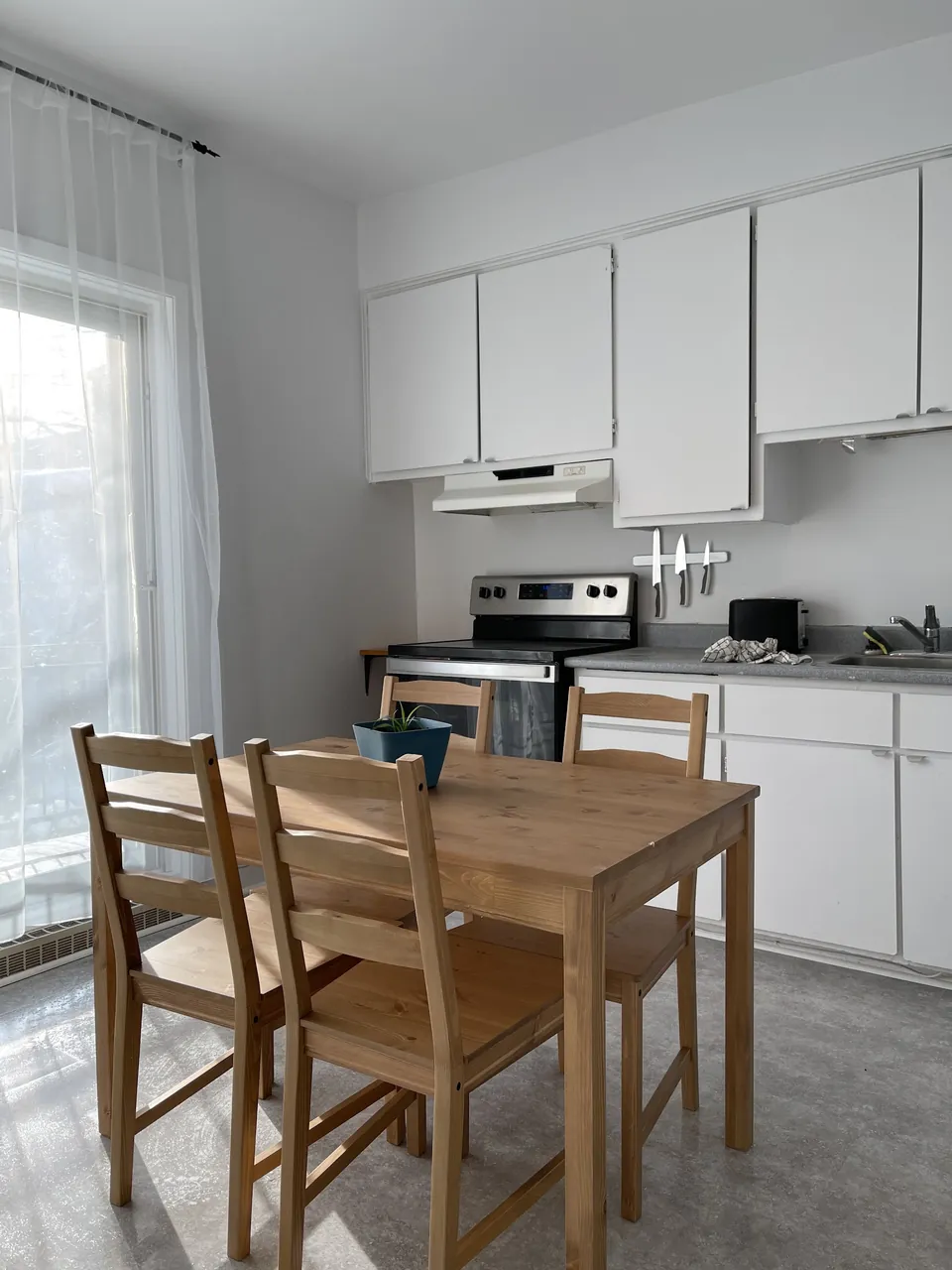 Le Plateau 2 · Ch 4 – Chambre meublée en colocation, Plateau-Mont-Royal (photo 3)