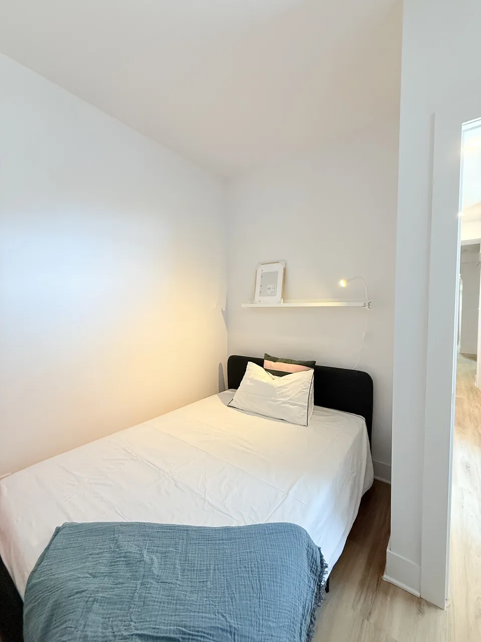 Le Stade 2 · Ch 4 – Chambre meublée en colocation, Plateau-Mont-Royal (photo 2)