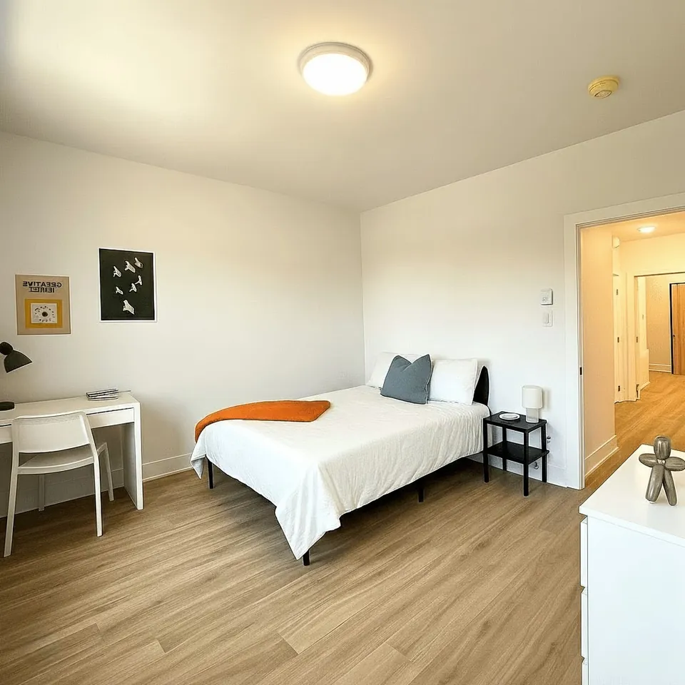 Le Tilleul 4 · Ch 1 – Furnished room in a shared apartment, Plateau-Mont-Royal (photo 2)